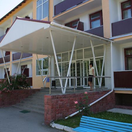 Hotel Санаторій Збруч Sataniv Esterno foto